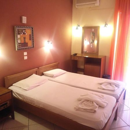 Pelli Hotel Pefkochori Extérieur photo