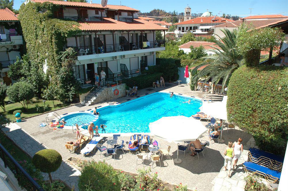 Pelli Hotel Pefkochori Extérieur photo