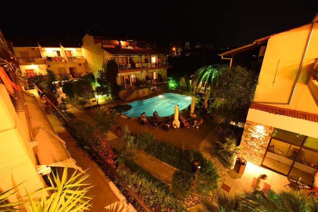 Pelli Hotel Pefkochori Extérieur photo