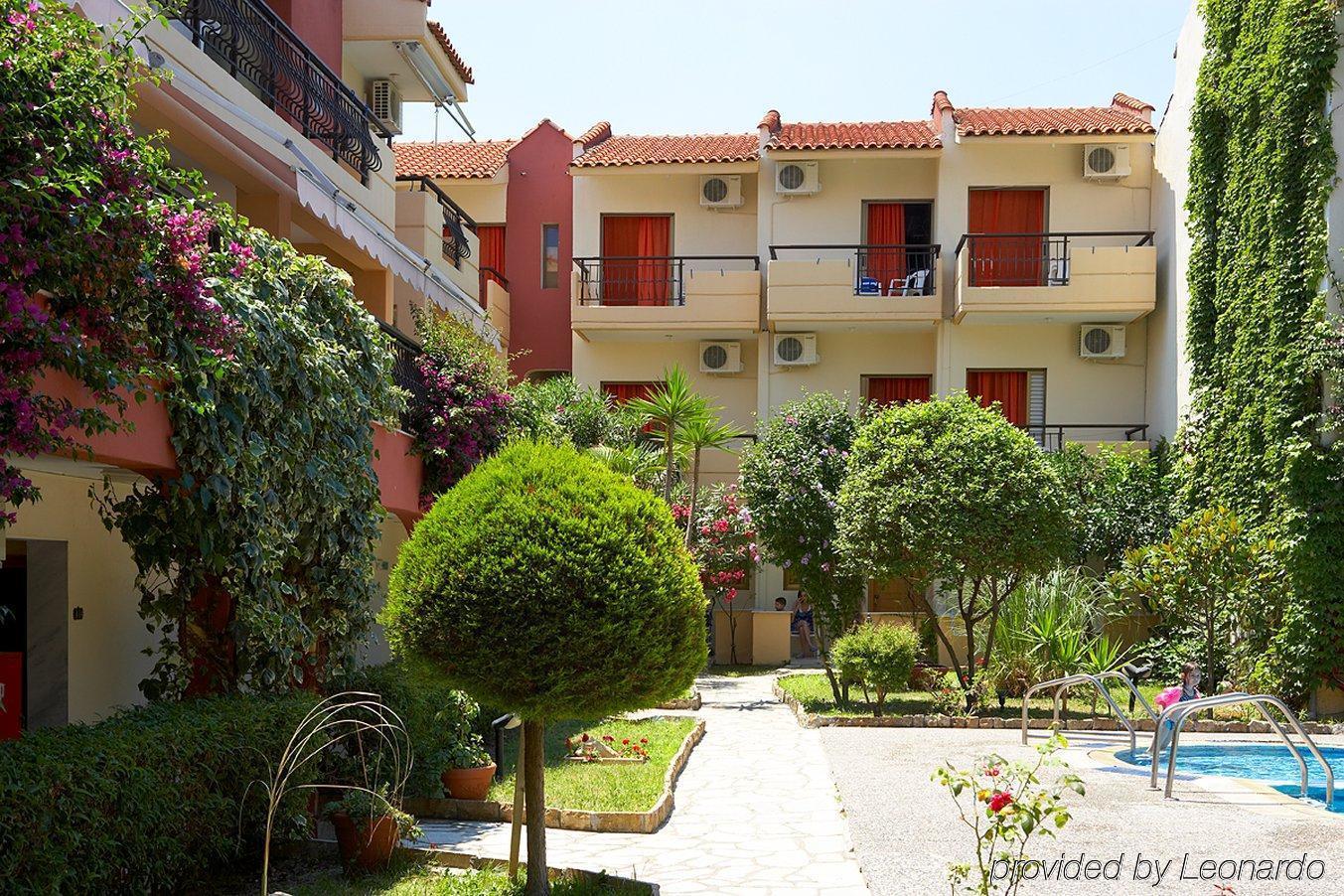 Pelli Hotel Pefkochori Extérieur photo