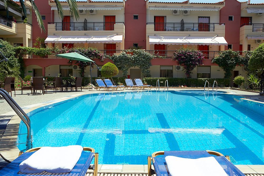 Pelli Hotel Pefkochori Extérieur photo